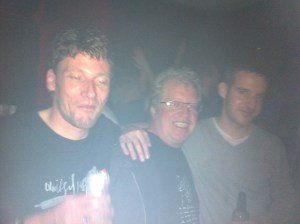 Nick Muir in a Bruce-Andrews sandwich. Photo courtesy of 'dogshit in the dark iPhone cameras'.